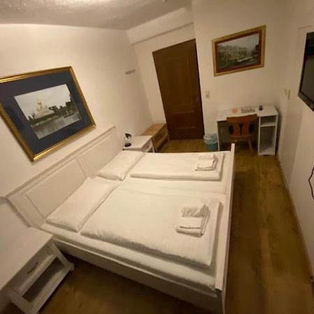 Hotel Wildschuetz Basic Altmünster Esterno foto